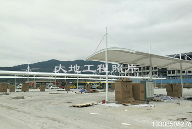 濮阳公交充电站雨棚竣工