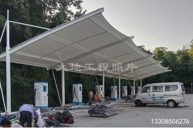 峪山电商产业园充电站竣工